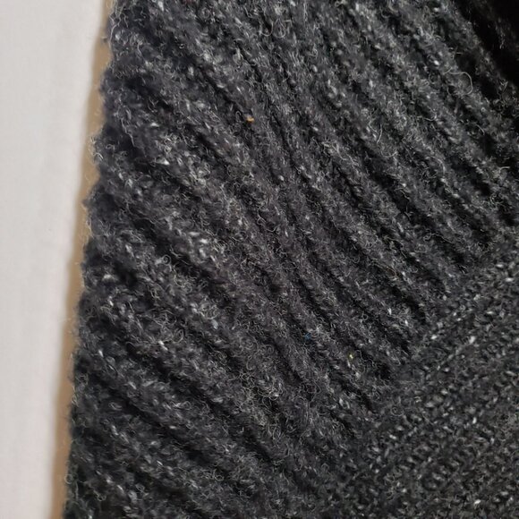 NWOT BCBG Maxazria Long Sleeveless Cardigan Sweater Vest Size S/M Vintage Unique - Picture 9 of 12